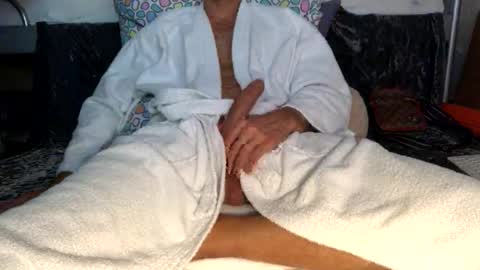 Snapshot of crzcrz chatting on October 12, 11:37 pm crzcrz online show from October 12, 11:37 pm