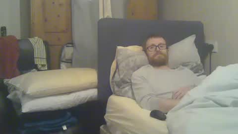 chris online show from November 18, 12:38 am