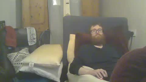 Snapshot of cs014g8493 chatting on April 15, 11:49 pm chris online show from April 15, 11:49 pm