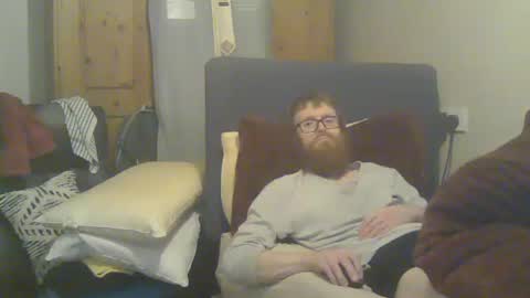 Snapshot of cs014g8493 chatting on April 25, 12:46 am chris online show from April 25, 12:46 am