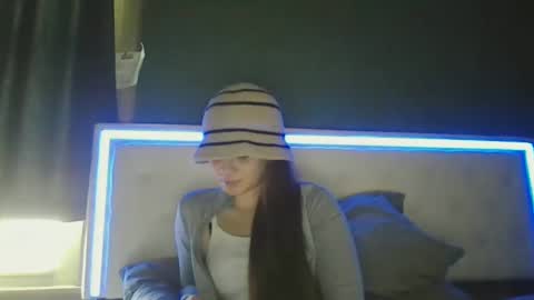 cubangoldn online show from December 1, 6:30 pm