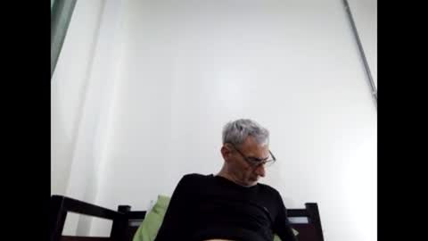 Snapshot of cucaio18 chatting on January 9, 2:01 am BIG UNCUT HARD COCK online show from January 9, 2:01 am