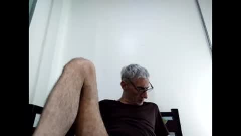 Snapshot of cucaio18 chatting on January 10, 11:33 am BIG UNCUT HARD COCK online show from January 10, 11:33 am
