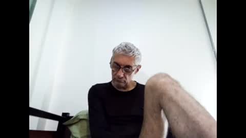 Snapshot of cucaio18 chatting on January 14, 2:08 am BIG UNCUT HARD COCK online show from January 14, 2:08 am