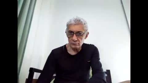 Snapshot of cucaio18 chatting on January 25, 2:58 am BIG UNCUT HARD COCK online show from January 25, 2:58 am