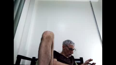 Snapshot of cucaio18 chatting on January 27, 11:22 am BIG UNCUT HARD COCK online show from January 27, 11:22 am