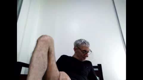 Snapshot of cucaio18 chatting on January 29, 2:19 am BIG UNCUT HARD COCK online show from January 29, 2:19 am