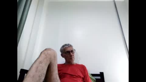 Snapshot of cucaio18 chatting on January 31, 1:12 pm BIG UNCUT HARD COCK online show from January 31, 1:12 pm
