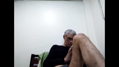 Snapshot of cucaio18 chatting on February 12, 4:54 am BIG UNCUT HARD COCK online show from February 12, 4:54 am