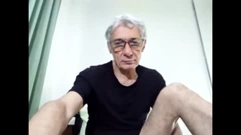 Snapshot of cucaio18 chatting on March 2, 1:36 am BIG UNCUT HARD COCK online show from March 2, 1:36 am