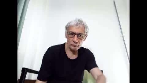 Snapshot of cucaio18 chatting on March 11, 7:26 am BIG UNCUT HARD COCK online show from March 11, 7:26 am