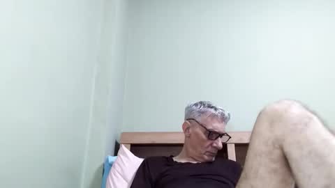 BIG UNCUT HARD COCK online show from December 16, 2:49 am