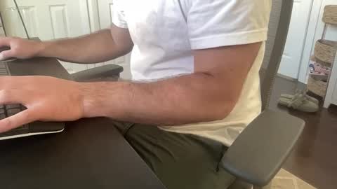 cuckgriff23 online show from March 31, 2:17 pm