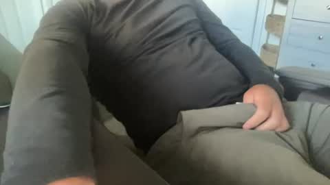 cuckgriff23 online show from June 16, 1:47 pm