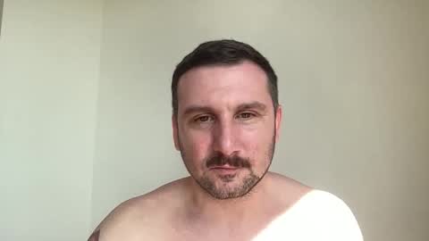 Snapshot of cuckold_slave2 chatting on March 13, 11:17 am cuckold_slave2 online show from March 13, 11:17 am