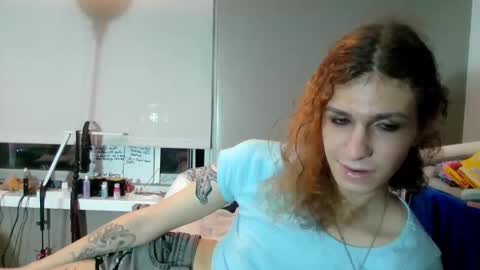 cuddleavenue online show from October 15, 1:50 am