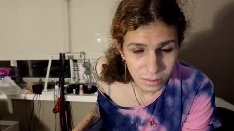 cuddleavenue online show from November 3, 2:35 am