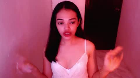Snapshot of cuddlepunk_bubble chatting on June 2, 6:54 pm cuddlepunk_bubble online show from June 2, 6:54 pm