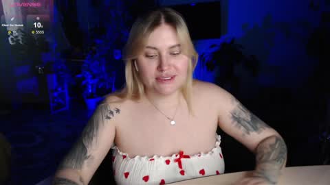 Chris online show from December 11, 3:02 am