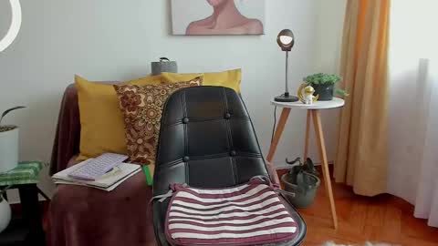 Leonela online show from March 2, 2:54 pm