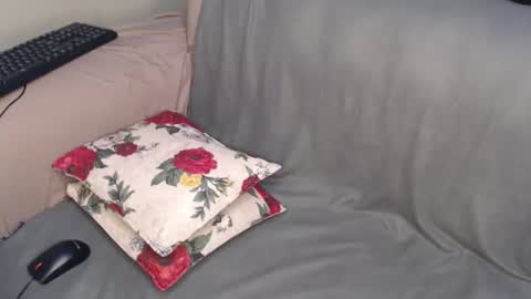 Snapshot of cuitbea chatting on February 5, 8:13 pm Nambuusi Irene online show from February 5, 8:13 pm