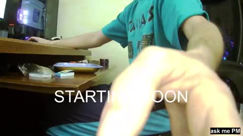 Snapshot of culonudo23 chatting on December 25, 5:15 pm Leo online show from December 25, 5:15 pm