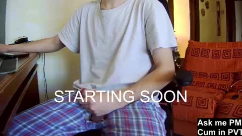 Snapshot of culonudo23 chatting on January 19, 8:29 am Leo online show from January 19, 8:29 am