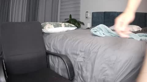 cum18withme online show from October 30, 9:37 pm
