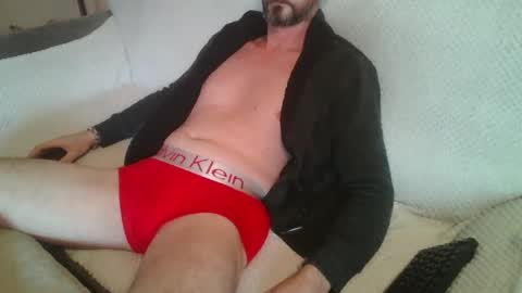 Snapshot of cum363026 chatting on December 3, 3:22 pm cum363026 online show from December 3, 3:22 pm