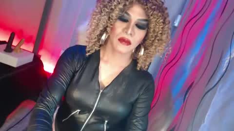 Snapshot of cum_4youbaby chatting on April 22, 5:43 am CUMMELA SLUTI online show from April 22, 5:43 am