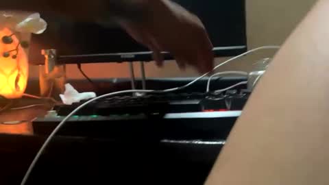 im KIM new girl to spoil online show from February 6, 12:26 pm