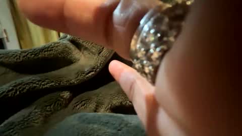 im KIM new girl to spoil online show from November 9, 7:12 pm