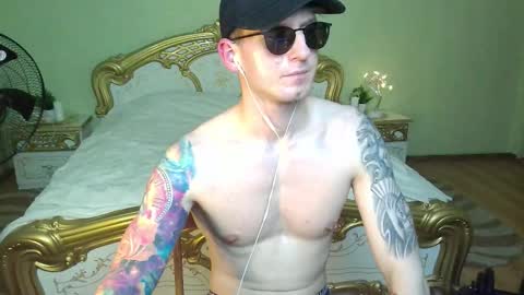 Snapshot of cum_arsen chatting on September 23, 7:28 pm Cum Sick online show from September 23, 7:28 pm