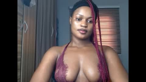 Snapshot of cum_ebony_petitxx chatting on January 18, 6:39 am cath online show from January 18, 6:39 am