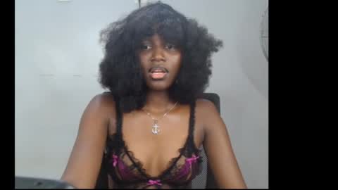 sophie online show from March 7, 8:00 am