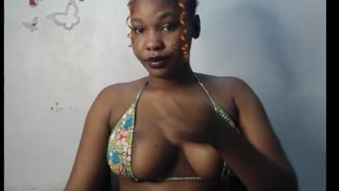 Snapshot of cum_ebony_xxxpetit chatting on June 29, 1:45 am Teeha online show from June 29, 1:45 am