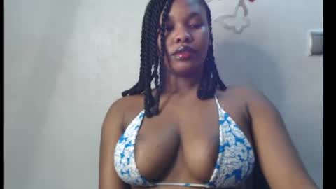 Snapshot of cum_ebony_xxxpetit chatting on July 31, 5:12 pm Teeha online show from July 31, 5:12 pm