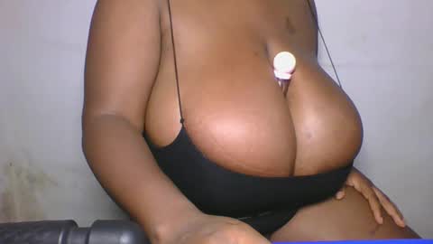 Snapshot of cum_girl_ chatting on April 1, 7:09 am cum_girl_ online show from April 1, 7:09 am