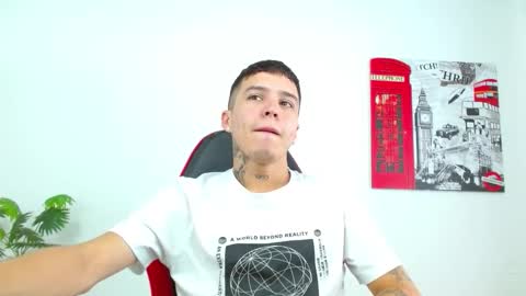 cumandres online show from March 10, 2:55 pm