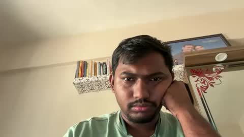 Snapshot of cumbaba6240 chatting on April 8, 10:48 am Baba online show from April 8, 10:48 am