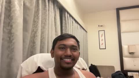 Snapshot of cumbaba6240 chatting on April 17, 5:27 pm Baba online show from April 17, 5:27 pm