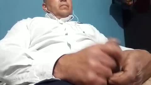 Snapshot of cumbian_chero chatting on February 25, 8:03 am cumbian_chero online show from February 25, 8:03 am