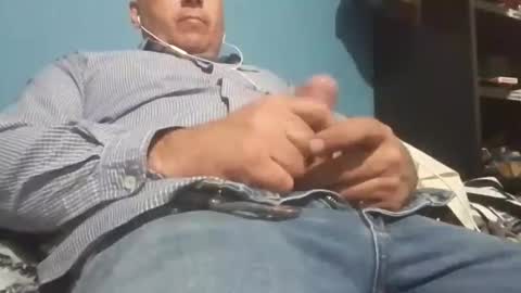 Snapshot of cumbian_chero chatting on March 6, 1:37 am cumbian_chero online show from March 6, 1:37 am