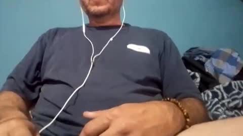 cumbian_chero online show from April 29, 2:43 pm
