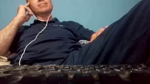 Snapshot of cumbian_chero chatting on May 8, 11:32 pm cumbian_chero online show from May 8, 11:32 pm