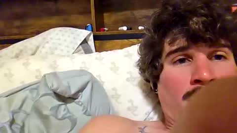 Snapshot of cumford94 chatting on November 2, 2:03 am cumford94 online show from November 2, 2:03 am