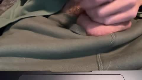 Snapshot of cumgetit1469 chatting on January 21, 12:57 am cumgetit1469 online show from January 21, 12:57 am