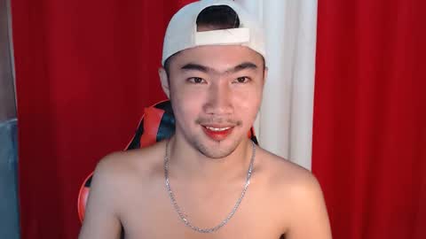 Snapshot of cumhavefun25 chatting on February 20, 5:35 pm ask me online show from February 20, 5:35 pm