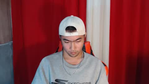 Snapshot of cumhavefun25 chatting on February 27, 3:34 pm ask me online show from February 27, 3:34 pm