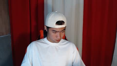 Snapshot of cumhavefun25 chatting on March 17, 4:21 pm ask me online show from March 17, 4:21 pm